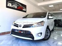Usado Toyota Verso Advance 112 CV (82 kW) 2015 Blanco Monovolumen