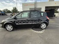 Usado Renault Scénic Privilege 115 CV (84 kW) 2004 Negro Monovolumen