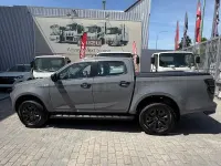 Nuevo Isuzu D-Max 163 CV (119 kW) 2026 Gris / plata Pickup/Camioneta