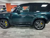 Usado Land Rover Defender 525 CV (386 kW) 2022 Verde SUV