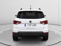Usado Seat Arona Ecomotive 110 CV (80 kW) 2021 Blanco SUV