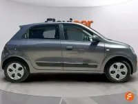 Usado Renault Twingo Zen 93 CV (68 kW) 2020 Gris Utilitario