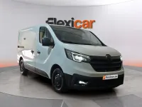 Usado Renault Trafic 150 CV (110 kW) 2023 Blanco Monovolumen