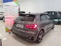 Usado Audi A1 Sportback 95 CV (69 kW) 2022 Gris Utilitario