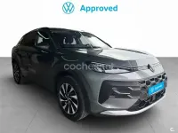 Usado VW T-Roc 150 CV (110 kW) 2026 Gris / plata SUV