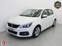 Usado Peugeot 308 Active 102 CV (75 kW) 2021 Blanco Berlina