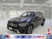 Usado Mercedes GLC300e 320 CV (235 kW) 2021 Negro Coupe