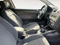 Usado VW Golf IV Highline 115 CV (84 kW) 2006 Gris / plata Berlina