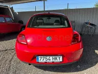 Usado VW Beetle Design 105 CV (77 kW) 2012 Rojo Utilitario