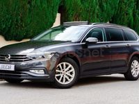 Usado VW Passat Business 122 CV (89 kW) 2021 Gris / plata Familiar