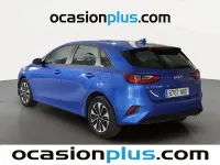 Usado Kia Ceed 101 CV (74 kW) 2025 Azul Utilitario