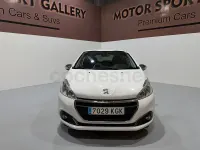 Usado Peugeot 208 Access 82 CV (60 kW) 2017 Blanco Utilitario