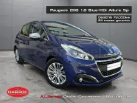 Usado Peugeot 208 Allure 100 CV (73 kW) 2018 Azul Utilitario