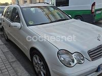 Usado Mercedes C200 Classic 122 CV (89 kW) 2007 Blanco Familiar