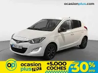 Usado Hyundai i20 GO! 75 CV (55 kW) 2015 Blanco Berlina