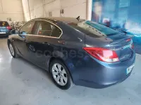 Usado Opel Insignia Edition 130 CV (95 kW) 2011 Gris / plata Berlina