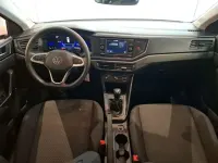 Usado VW Polo 95 CV (69 kW) 2022 Gris Utilitario