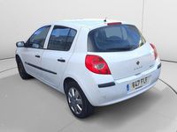 Usado Renault Clio II Authentique 75 CV (55 kW) 2007 Blanco Berlina