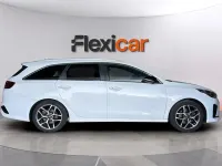 Usado Kia Ceed GT GT-Line 120 CV (88 kW) 2019 Blanco Familiar