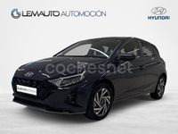 Nuevo Hyundai i20 100 CV (73 kW) 2025 Gris / plata Berlina