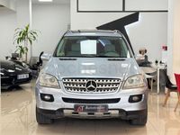 Usado Mercedes ML320 224 CV (164 kW) 2007 Gris / plata SUV