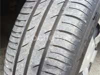 Usado Toyota Yaris Sol 87 CV (63 kW) 2006 Negro Berlina