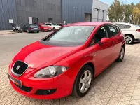 Usado Seat Leon Ecomotive 105 CV (77 kW) 2008 Rojo Utilitario