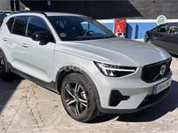 Usado Volvo XC40 Plus 163 CV (119 kW) 2024 Gris / plata SUV