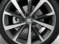 Nuevo Seat Leon FR 150 CV (110 kW) 2026 Gris / plata Berlina