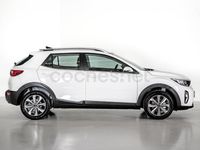 Usado Kia Stonic 100 CV (73 kW) 2024 Blanco SUV