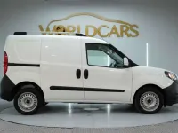 Usado Fiat Doblò 90 CV (66 kW) 2022 Blanco Monovolumen