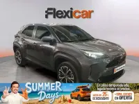Usado Toyota Yaris Cross Active 116 CV (85 kW) 2024 Gris SUV
