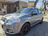 Usado Chevrolet Aveo LT 101 CV (74 kW) 2011 Gris / plata Berlina