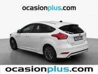 Usado Ford Focus ST-Line 125 CV (91 kW) 2018 Blanco Utilitario