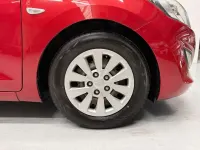 Usado Hyundai i30 101 CV (74 kW) 2016 Rojo Utilitario