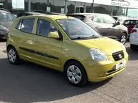 Usado Kia Picanto EX 65 CV (47 kW) 2006 Amarillo Utilitario