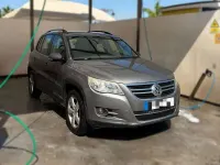 Usado VW Tiguan Advance 140 CV (102 kW) 2011 Gris SUV