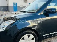 Usado Suzuki Swift GL 92 CV (67 kW) 2007 Negro Utilitario