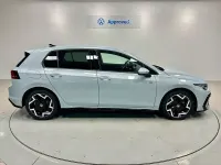 Usado VW Golf VIII R-line 150 CV (110 kW) 2025 Azul Berlina