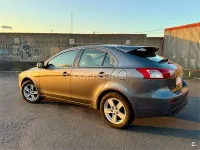 Usado Mitsubishi Lancer Sportback Invite 140 CV (102 kW) 2008 Gris / plata Berlina