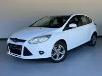 Usado Ford Focus S 125 CV (91 kW) 2013 Blanco Berlina