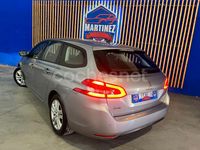 Usado Peugeot 308 SW Allure 130 CV (95 kW) 2021 Gris / plata Familiar