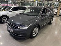 Usado VW Tiguan Life 150 CV (110 kW) 2024 Gris SUV