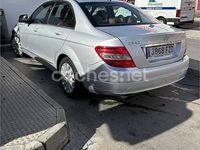 Usado Mercedes C220 Avantgarde 150 CV (110 kW) 2008 Gris / plata Berlina