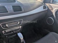 Usado Renault Mégane Dynamique 110 CV (80 kW) 2012 Gris / plata Berlina
