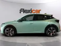 Usado Lancia Ypsilon 101 CV (74 kW) 2025 Verde Utilitario