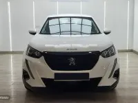 Usado Peugeot 2008 Active 100 CV (73 kW) 2021 Blanco SUV
