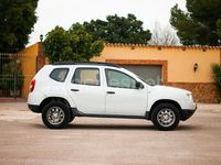 Usado Dacia Duster Ambiance 107 CV (78 kW) 2011 Blanco SUV