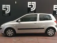 Usado Hyundai Getz 67 CV (49 kW) 2006 Plateado Utilitario