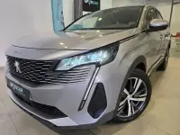 Usado Peugeot 3008 Allure 130 CV (95 kW) 2021 Gris / plata SUV